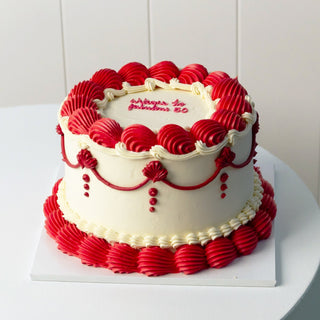 classic vintage cake 6" size in red and white